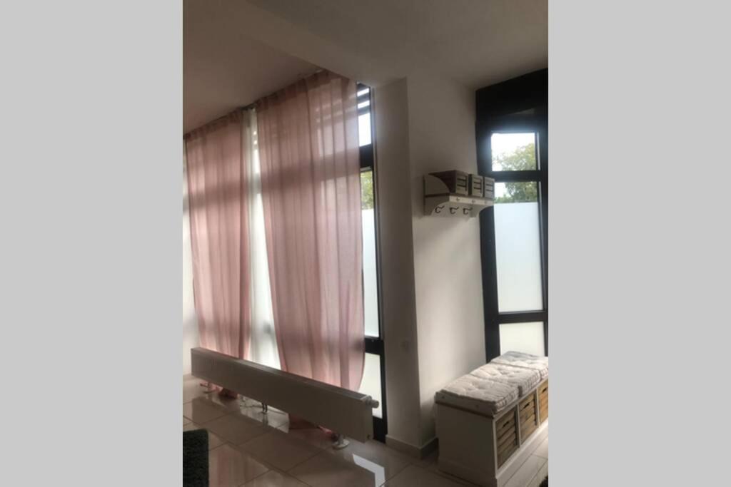 Stadtsuite Mit Sauna In Wiener Neustadt 135 M2 Экстерьер фото