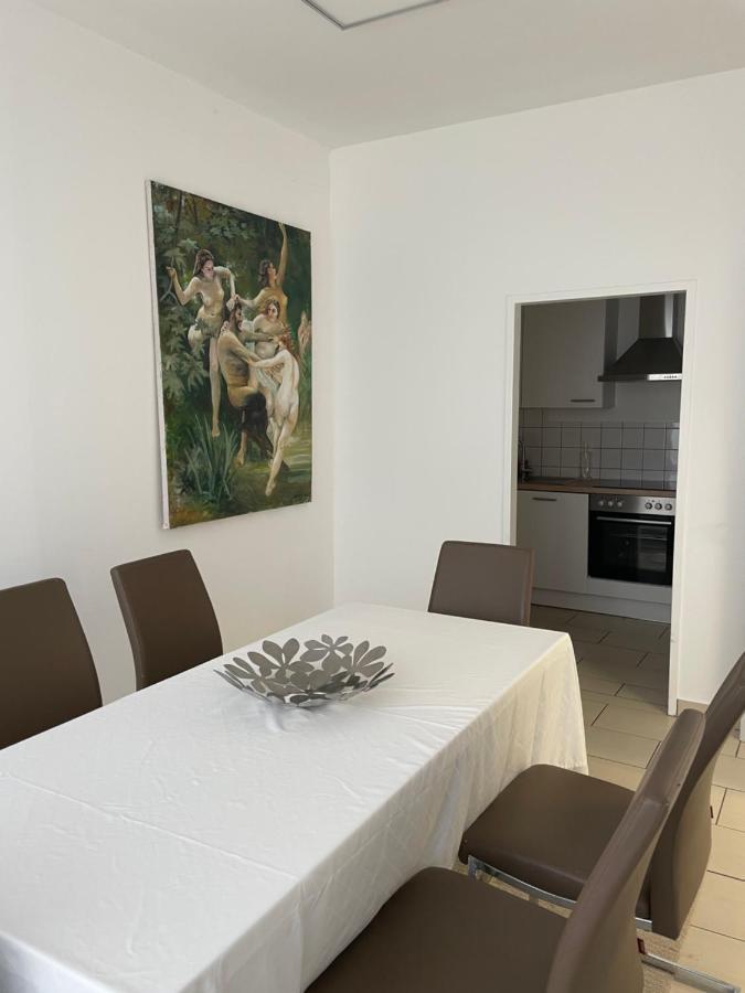 Stadtsuite Mit Sauna In Wiener Neustadt 135 M2 Экстерьер фото