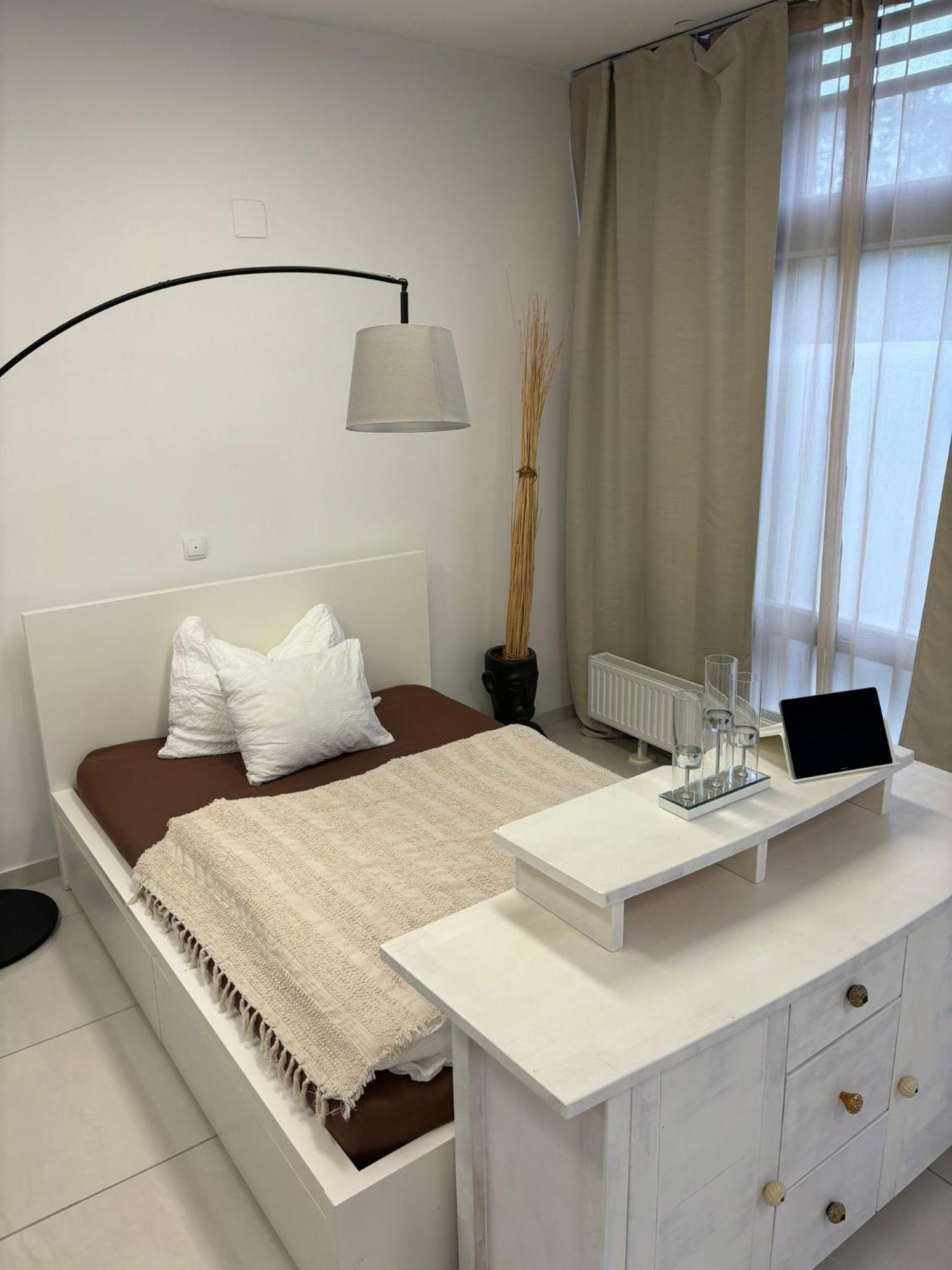 Stadtsuite Mit Sauna In Wiener Neustadt 135 M2 Экстерьер фото